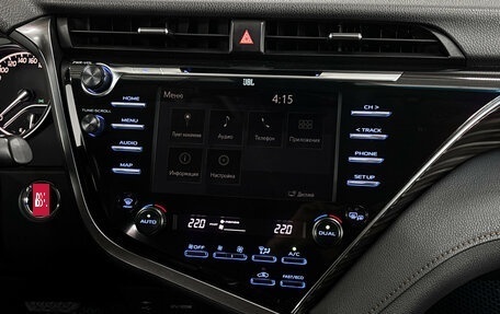 Toyota Camry, 2018 год, 3 120 000 рублей, 19 фотография