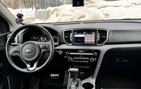 KIA Sportage IV рестайлинг, 2017 год, 2 600 000 рублей, 12 фотография