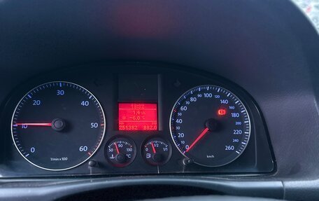 Volkswagen Touran III, 2007 год, 795 000 рублей, 9 фотография