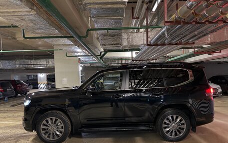 Toyota Land Cruiser, 2025 год, 14 000 000 рублей, 3 фотография