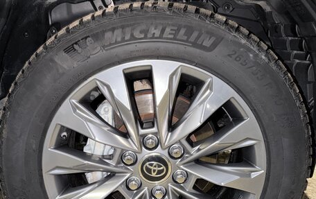 Toyota Land Cruiser, 2025 год, 14 000 000 рублей, 6 фотография