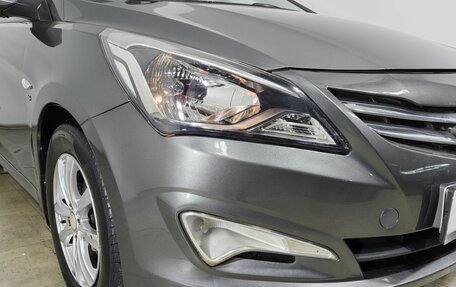 Hyundai Solaris II рестайлинг, 2015 год, 980 000 рублей, 24 фотография