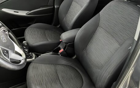 Hyundai Solaris II рестайлинг, 2015 год, 980 000 рублей, 18 фотография