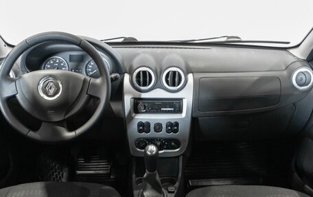 Renault Sandero I, 2014 год, 557 000 рублей, 6 фотография