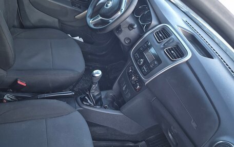 Renault Logan II, 2021 год, 797 000 рублей, 11 фотография