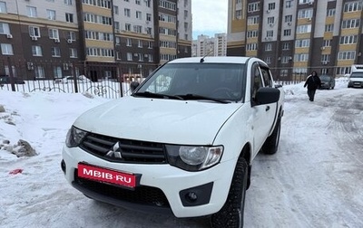 Mitsubishi L200 IV рестайлинг, 2013 год, 1 550 000 рублей, 1 фотография