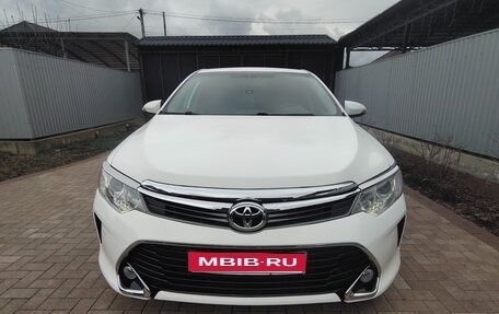 Toyota Camry, 2015 год, 1 750 000 рублей, 1 фотография