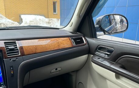 Cadillac Escalade III, 2012 год, 2 300 000 рублей, 10 фотография