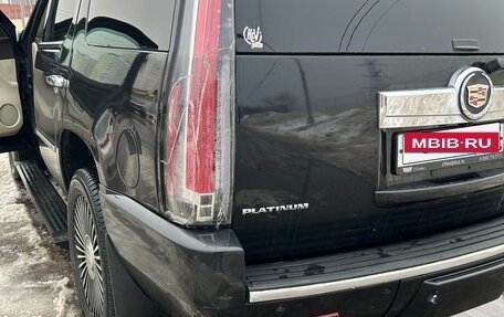 Cadillac Escalade III, 2012 год, 2 300 000 рублей, 16 фотография