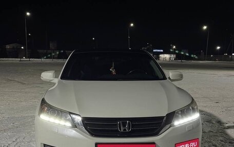 Honda Accord IX рестайлинг, 2013 год, 1 400 000 рублей, 6 фотография