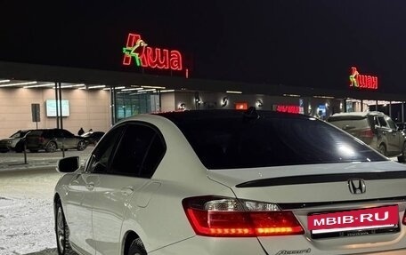 Honda Accord IX рестайлинг, 2013 год, 1 400 000 рублей, 8 фотография