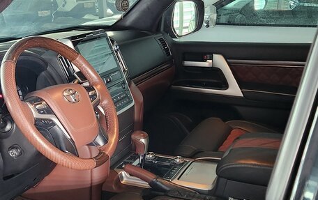 Toyota Land Cruiser 200, 2015 год, 5 151 000 рублей, 3 фотография