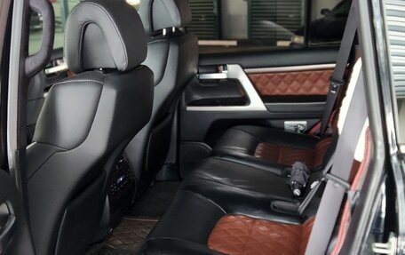 Toyota Land Cruiser 200, 2015 год, 5 151 000 рублей, 9 фотография