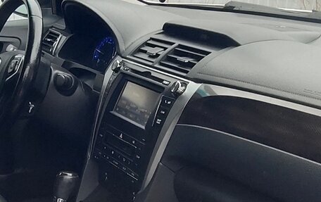 Toyota Camry, 2015 год, 1 750 000 рублей, 20 фотография