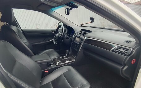 Toyota Camry, 2015 год, 1 750 000 рублей, 13 фотография
