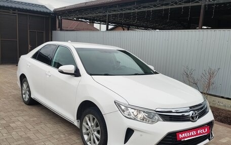 Toyota Camry, 2015 год, 1 750 000 рублей, 7 фотография