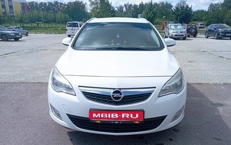 Opel Astra J, 2012 год, 560 000 рублей, 4 фотография