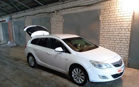 Opel Astra J, 2012 год, 560 000 рублей, 29 фотография