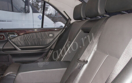 Mercedes-Benz E-Класс, 1999 год, 260 000 рублей, 12 фотография