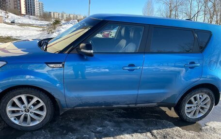 KIA Soul II рестайлинг, 2017 год, 1 500 000 рублей, 3 фотография