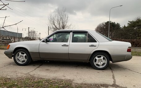 Mercedes-Benz W124, 1991 год, 350 000 рублей, 5 фотография