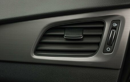 Hyundai Sonata VIII, 2019 год, 1 999 000 рублей, 16 фотография