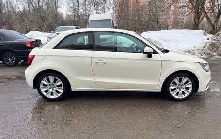 Audi A1, 2011 год, 925 000 рублей, 4 фотография