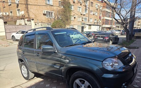 Chevrolet Niva I рестайлинг, 2014 год, 630 000 рублей, 3 фотография
