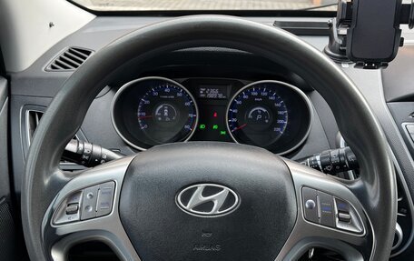 Hyundai ix35 I рестайлинг, 2011 год, 1 050 000 рублей, 14 фотография