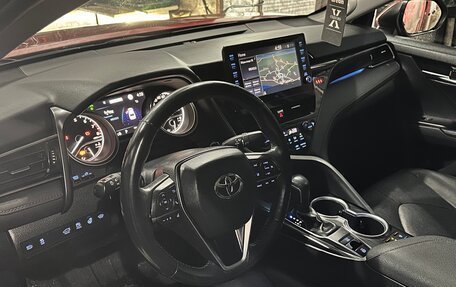 Toyota Camry, 2021 год, 3 490 000 рублей, 13 фотография