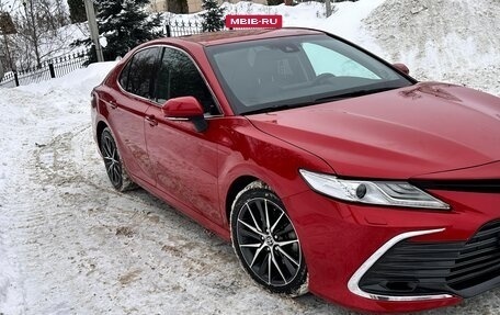 Toyota Camry, 2021 год, 3 490 000 рублей, 3 фотография