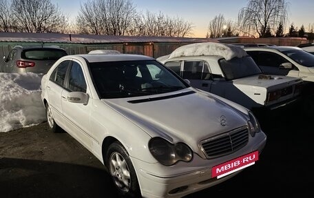 Mercedes-Benz C-Класс, 2001 год, 500 000 рублей, 2 фотография