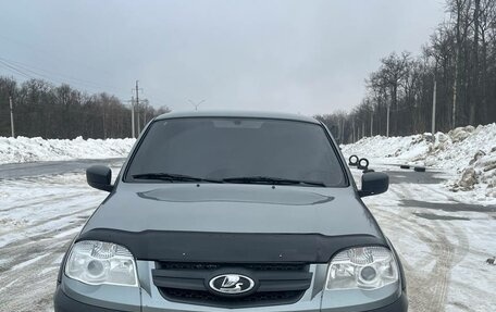 Chevrolet Niva I рестайлинг, 2013 год, 590 000 рублей, 1 фотография