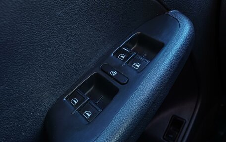 Volkswagen Jetta VI, 2012 год, 800 000 рублей, 17 фотография