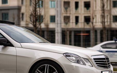 Mercedes-Benz E-Класс, 2011 год, 1 650 000 рублей, 9 фотография