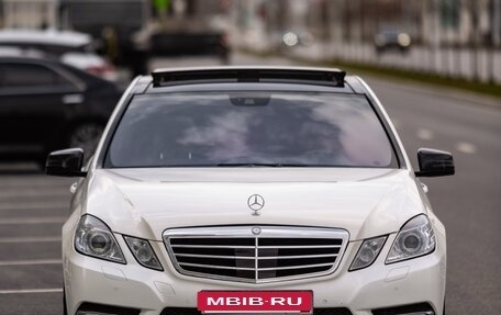 Mercedes-Benz E-Класс, 2011 год, 1 650 000 рублей, 4 фотография