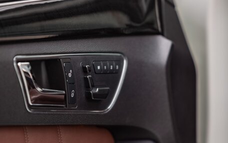 Mercedes-Benz E-Класс, 2011 год, 1 650 000 рублей, 28 фотография