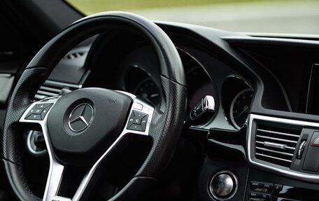 Mercedes-Benz E-Класс, 2011 год, 1 650 000 рублей, 22 фотография