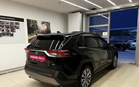 Toyota RAV4, 2020 год, 3 430 000 рублей, 4 фотография