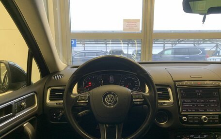 Volkswagen Touareg III, 2017 год, 3 200 000 рублей, 7 фотография