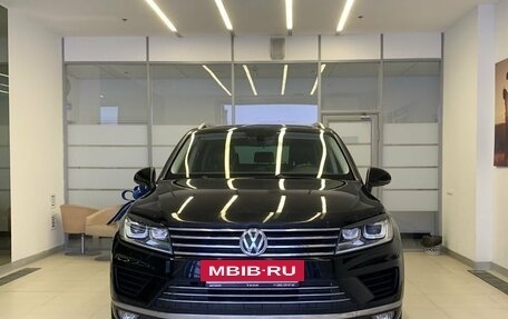 Volkswagen Touareg III, 2017 год, 3 200 000 рублей, 2 фотография