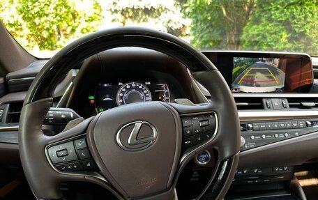Lexus ES VII, 2021 год, 3 950 000 рублей, 14 фотография