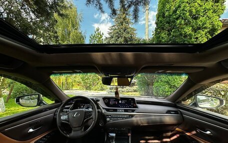 Lexus ES VII, 2021 год, 3 950 000 рублей, 17 фотография