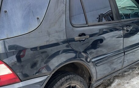 Mercedes-Benz M-Класс, 2000 год, 600 000 рублей, 15 фотография