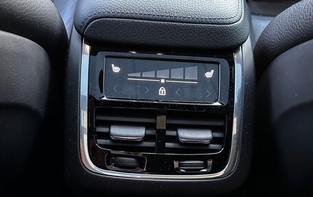 Volvo XC60 II, 2019 год, 2 870 000 рублей, 18 фотография