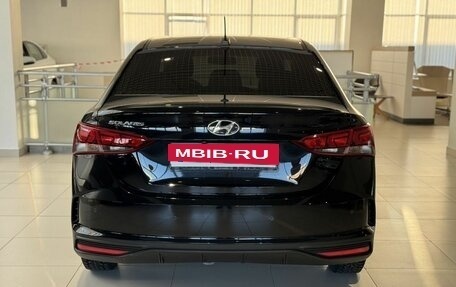 Hyundai Solaris II рестайлинг, 2021 год, 1 690 000 рублей, 5 фотография