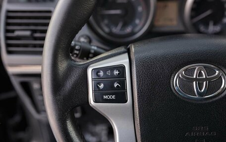 Toyota Land Cruiser Prado 150 рестайлинг 2, 2014 год, 3 085 000 рублей, 12 фотография