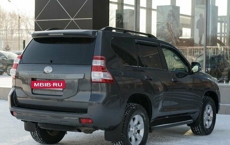 Toyota Land Cruiser Prado 150 рестайлинг 2, 2014 год, 3 085 000 рублей, 4 фотография