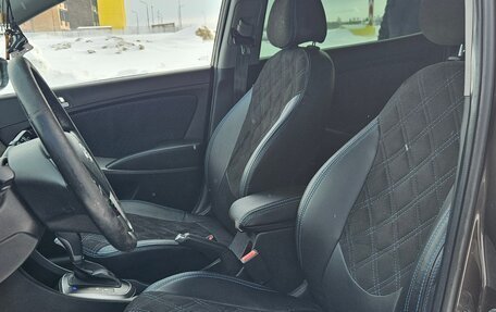 Hyundai Solaris II рестайлинг, 2016 год, 999 999 рублей, 5 фотография