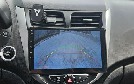 Hyundai Solaris II рестайлинг, 2016 год, 999 999 рублей, 7 фотография